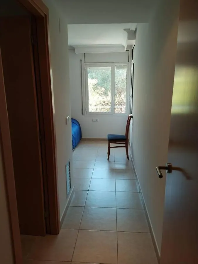 No Operativo 0*, Llança Španělsko